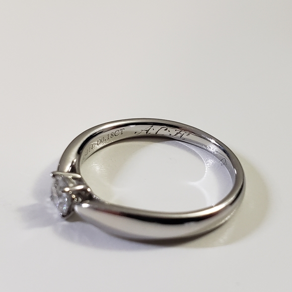 0.18 CT Tiffany & Co Diamond Harmony Ring - Picture 12 of 12